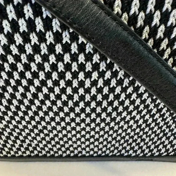 The Sak black shoulder back with woven black and white front. NEW - Picture 3 of 16